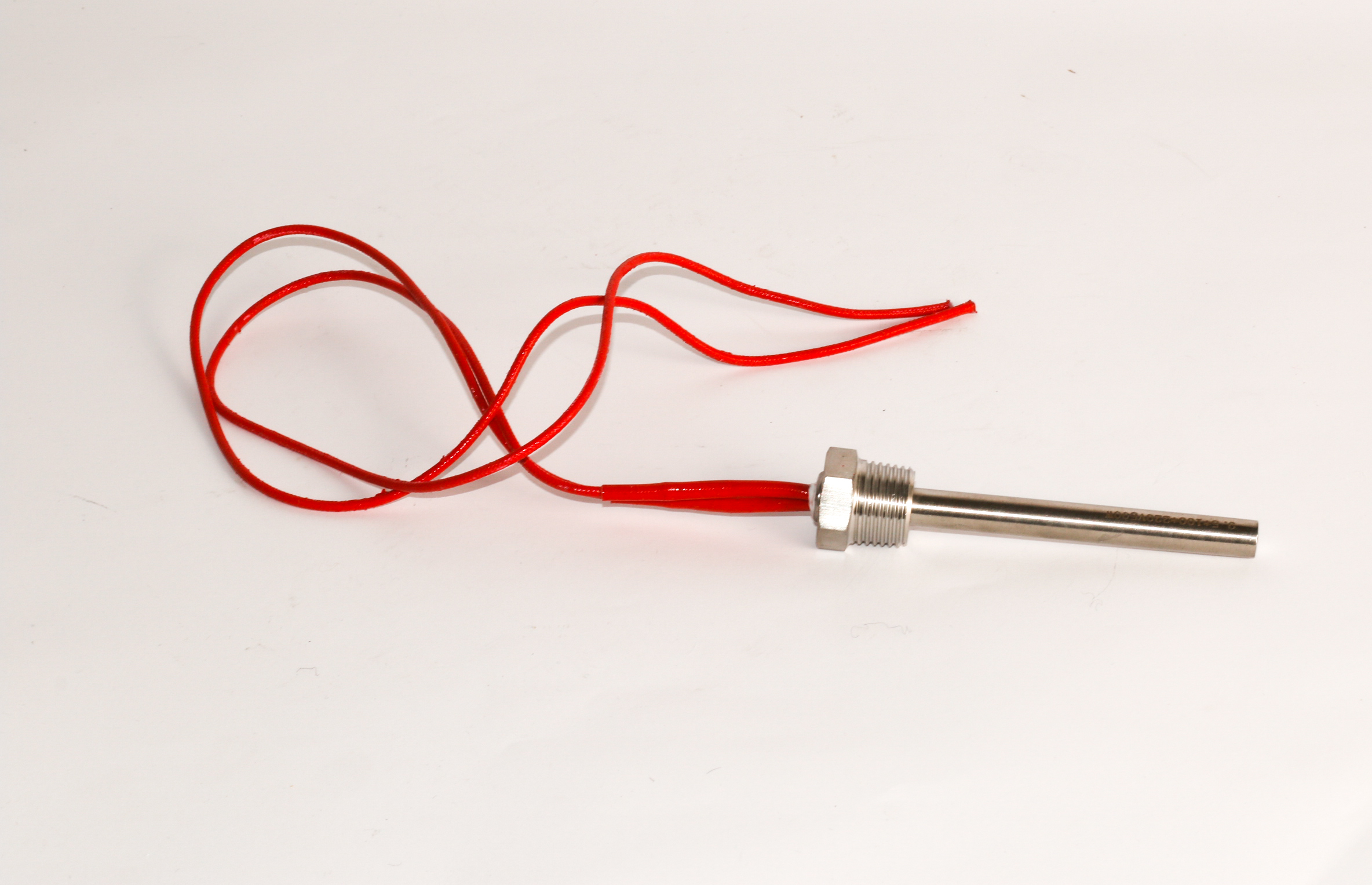 Calefactor tubular con tuerca